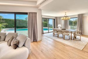 Villas REF 2144 - Cannes Californie- Villa for rent : photos des chambres