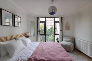 3BR Villa with Garden & Terrace in Kadikoy