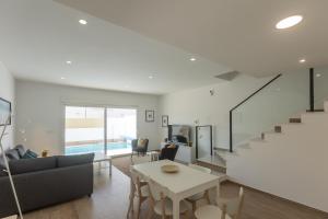 Villas Mar y Baleares - 16p - 12 beds - private pools