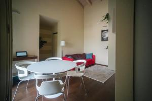 Residenza Castello, con Ampio Garage Privato