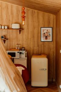 Nowoczesne Domki na Drzewie - Kołobrzeg - Sauna - PolanaGlamp