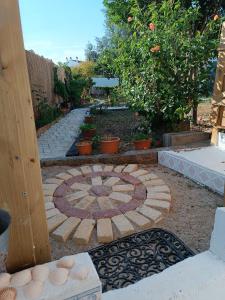 Chambre familiale chez "Casa Portuguesa", accès piscine-jardin-1h15 Lisboa