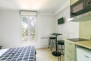 Studio lumineux à 2 pas des commerces Asnières - III