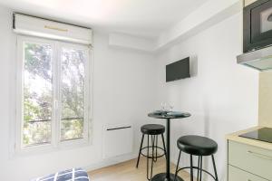 Studio lumineux à 2 pas des commerces Asnières - III