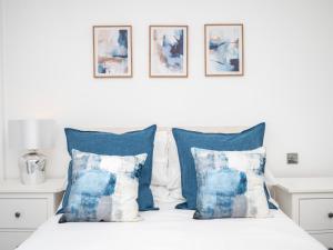 Style comfort in heart of SE8 Deptford London Pass the Keys