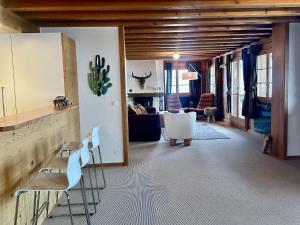 Chalet Bliss with Spectacular Views