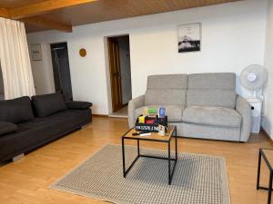 Studio with lake and mountain view