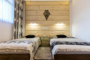 WHY NOT Apartamenty widokowe Szymaszkowa Residence, z basenem