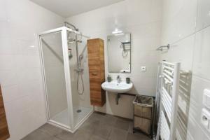 Appartements Nice T2 with Wifi - balcony and view : photos des chambres