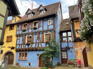 Appartements La Maison Bleue - Historic House in the Heart of Riquewihr : photos des chambres