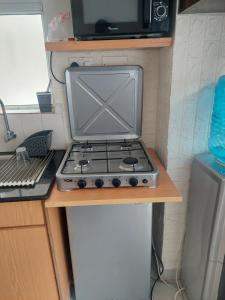 Cozy Studio with a Swimming Pool