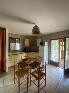 Chalets Mas d-Ambayrac chambres d- hotes et gites : photos des chambres