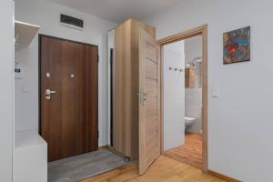 Kasprzaka 31B by NYX Apart