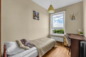 Mokotów Apt - 10th Floor, 52m2 - by Rentujemy