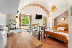 Nice Renting - CROTTIb - Studio Rare Pearl Typical Chic Massena & Sea