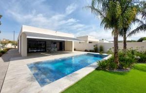 Amazing Home In Serra
