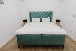 City Center Accommodation 210