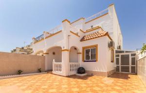 Stunning Home In Torrevieja With Swimming Pool