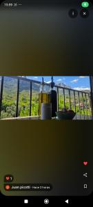 piso con desayuno incluido y vistas a la montaña.