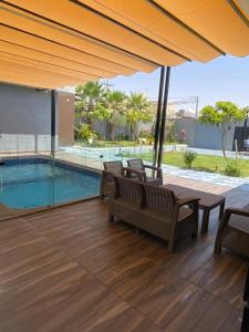 شاليه فيلا ـ Sw ـ بحديقة خارجية