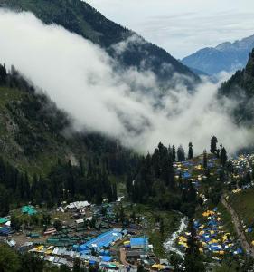 Sky Line Guest House Pahalgam Kashmir