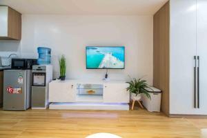 lovely fully furnished studio apartment in kilimani with unbeatable city views