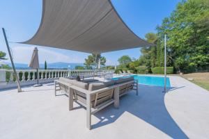 Villas Beautiful 5 bed villa, large pool and views : photos des chambres