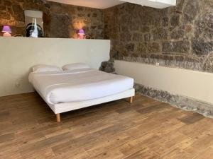 Maisons de vacances Gite avec piscine privee au coeur d'une foret de chenes proche de Vallon Pont d'Arc : photos des chambres