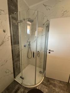 Sonas in the city center