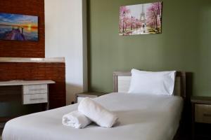 Alpha Suites By Platform 357