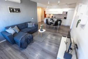 Gems of Budapest - Onyx Suite