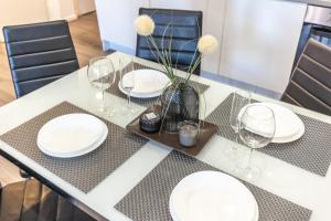 Gems of Budapest - Onyx Suite