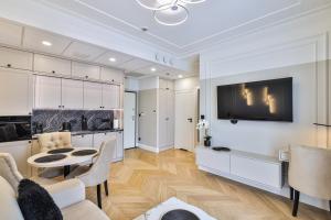 Kasprzaka 31 Deluxe & Garaż By Perfect Apart 1004