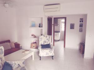 Piso luminoso y a 3 minutos andando de la playa