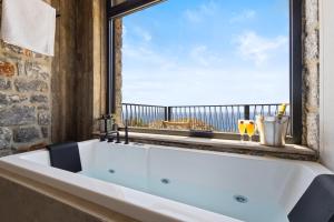 Petres Luxury Villas with heated private pool