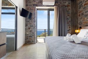 Petres Luxury Villas with heated private pool