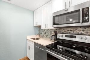 Costa Del Sol Resort