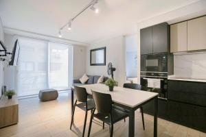 2B2B steps away from Costanera Center