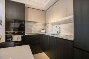 2B2B steps away from Costanera Center