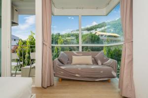 Mountain view apartment near Kata beach