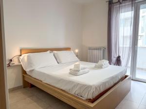 Alba di mare by MONHOLIDAY