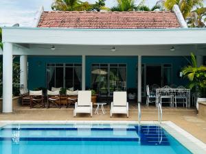 Casa rodeada de naturaleza en Club Puerto Peñalisa