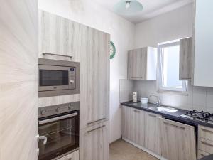 Napulè by MONHOLIDAY