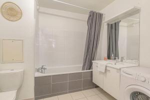 Appartements Cosy et Calme a 80m Tram T3 : photos des chambres