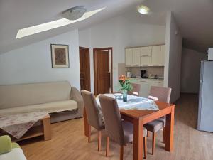Apartman Vela Draga Sea view by the beach n7