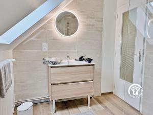 Maisons de vacances Gite de Villefeu, 8 personnes : photos des chambres