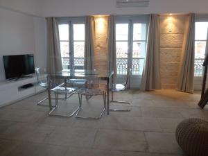 Prestigieuse Rue Foch Ascenseur plus Clim , AC