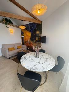 Latelier de Vincent Arles Luma