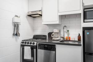 *NEW* The Franni - Workspace Private Balcony