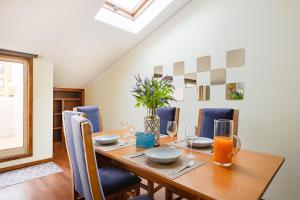 Top Floor Retreat in Espinho